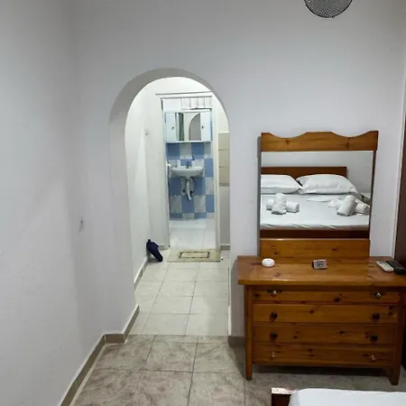Center * Sarande