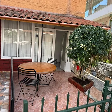 Center * Sarande