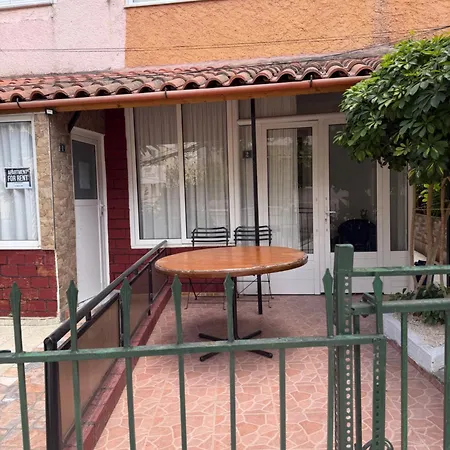 Apartment Center *