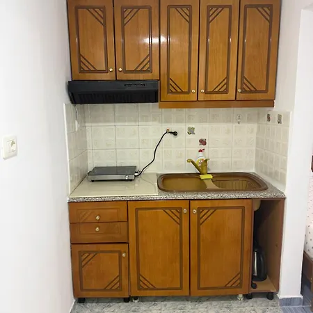 Center Apartment *