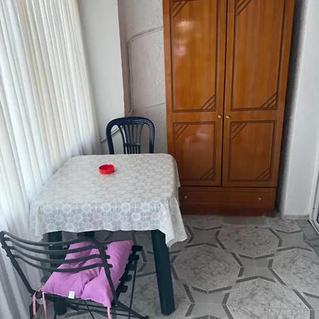 Center Апартаменты Саранда